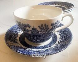 20 Piece Blue and White Queen by Churchill Made in England Dinnerware set