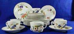 24pc Set Royal Worcester Evesham Gold China Dinnerware Service For 6 England
