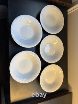 25 piece White Four Season Gibson Dinner Set