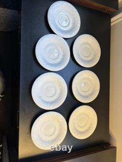 25 piece White Four Season Gibson Dinner Set