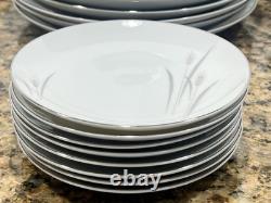 26 Pc Vintage 1960's Platinum Wheat Fine China Of Japan Dinner Set