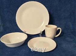 32 pc Dinnerware Winter Frost White Dinner Appetizer Plate Bowl Mug Corelle NEW