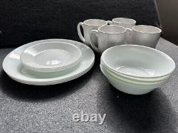 32 pc Dinnerware Winter Frost White Dinner Appetizer Plate Bowl Mug Corelle NEW