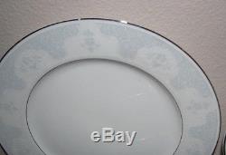 40 Piece Formal Dinnerware Set Berkeley House China Grace Blue White Platinum