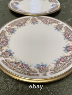 40 pc Lenox Versailles China Set-8 settings, Ivory/Floral with 24 k Gold Trim