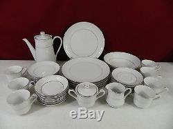 42 Piece Executive House Bridal Brocade Fine China Dinnerware Set