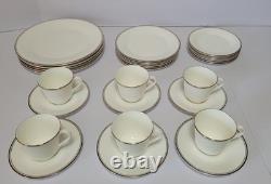 6 Royal Doulton Platinum Concord 5-Piece Place Settings Made In England