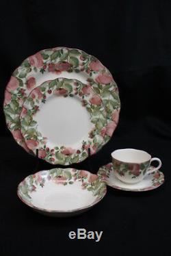 65 Pc. PRECIOUS by NIKKO Dinnerware Set Service for 10 Retired MINT (31)