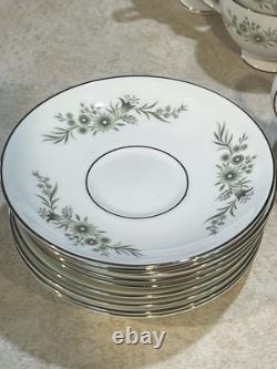 66 Piece Wedgwood WESTBURY Bone China Dinner Set Plates Cups Saucers England