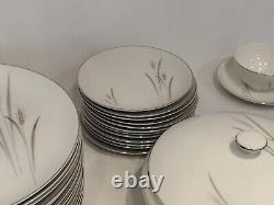 67pc Max Schonfeld Platinum Wheat Fine China Dinner Set Made in Japan Dinnerware