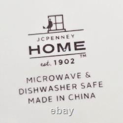 (8) JCPenney Ashley White Dinner Plates Set Scallop Dining Dinnerware Dishes Lot