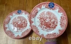 8 Pcs Royal Stafford Santa Sleigh Christmas Plate Set Red And White Dinner/Salad