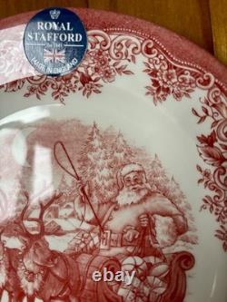 8 Pcs Royal Stafford Santa Sleigh Christmas Plate Set Red And White Dinner/Salad