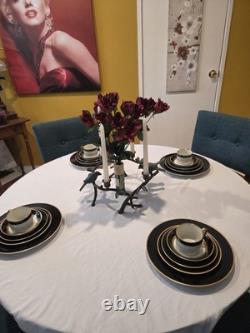 BNOS Fitz and Floyd Renaissance Black/Gold/White 20 Piece Service for 4 MINT