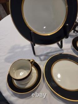BNOS Fitz and Floyd Renaissance Black/Gold/White 20 Piece Service for 4 MINT