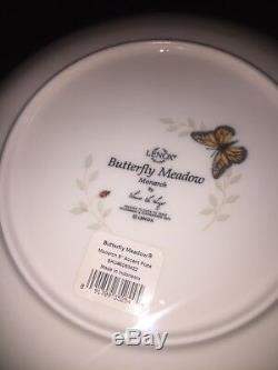 Beautiful Lenox Butterfly Meadow 18 Piece Dinnerware Set Service for Six (6)