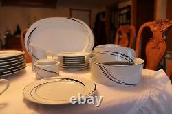 Block Spal Portugal Jewels White Pearl Swirl 40 Piece Grouping Dinnerware