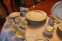 Block Spal Portugal Jewels White Pearl Swirl 40 Piece Grouping Dinnerware