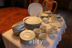 Block Spal Portugal Jewels White Pearl Swirl 40 Piece Grouping Dinnerware