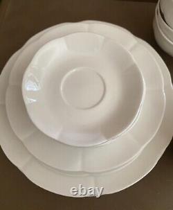 Block Windsor Bone White Scalloped Edge Dinnerware 20 Pc Service For 4 Thailand