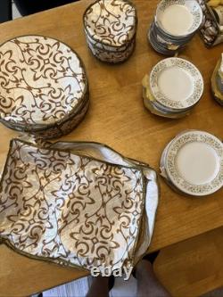 Carlion China Corsage 14 Place Settings