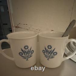 Corelle Livingware Crazy Daisys 30 piece set PLUS 2 BLUE FLOUR CORNING MUGS
