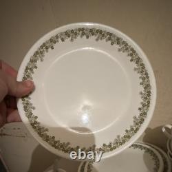 Corelle Livingware Crazy Daisys 30 piece set PLUS 2 BLUE FLOUR CORNING MUGS