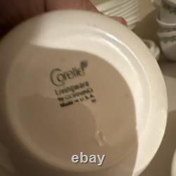 Corelle Livingware Crazy Daisys 30 piece set PLUS 2 BLUE FLOUR CORNING MUGS
