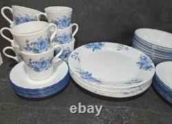 Corelle USA Vintage Blue Velvet 32pc Dinner and Plates Soup Bowls Cup Saucers 8