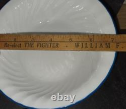 Corelle USA Vintage Blue Velvet 32pc Dinner and Plates Soup Bowls Cup Saucers 8