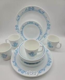 Corelle Vintage Cornsilk White/Blue 16-Piece Dinnerware Set, Service For 4
