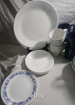 Corelle Vitrelle True Blue Retired USA 32 Piece Set