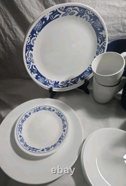 Corelle Vitrelle True Blue Retired USA 32 Piece Set