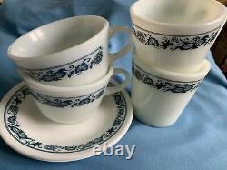 Corelle dinnerware set Old Town Blue-38 pieces-4 complete settings