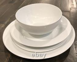 Crate & Barrel White 16pc. Dish Set