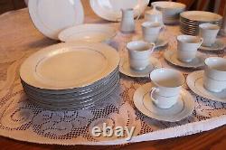 Crown Ming Fine China Vintage Royal Palm Pattern 44 Piece Dinnerware Grouping