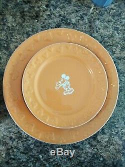 DISCONTINUED Disney Parks Mickey Mouse White Icon Pumpkin Ceramic Dish Set 36ct