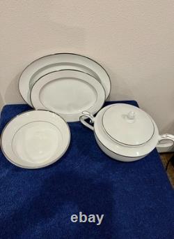 Dankotuwa Porcelain Dinnerware Set 95 Pc Service for 12 Platinum Trim