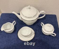 Dankotuwa Porcelain Dinnerware Set 95 Pc Service for 12 Platinum Trim