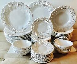 Deruta Italian Faience Grappa Dinnerware-37 Pieces-8 Place Settings