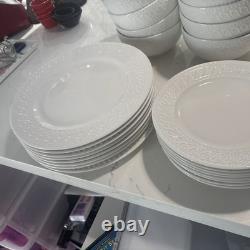 Dinnerware Set 32 Piece Service for 8 White Porcelain Pfaltzgraff Sylvia Plates