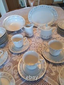 Dynasty Fine China Vintage Rapture Pattern Dinnerware 36 Piece Grouping