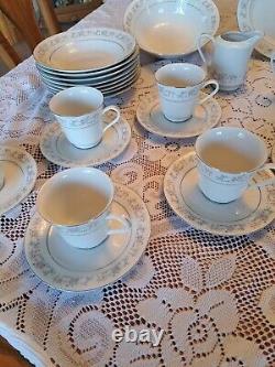 Dynasty Fine China Vintage Rapture Pattern Dinnerware 36 Piece Grouping