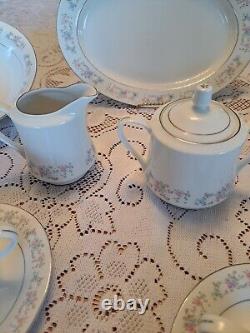 Dynasty Fine China Vintage Rapture Pattern Dinnerware 36 Piece Grouping