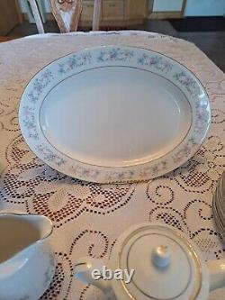 Dynasty Fine China Vintage Rapture Pattern Dinnerware 36 Piece Grouping