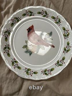 Everyday Gibson'song bird' Christmas China dinnerware, four piece service For 4