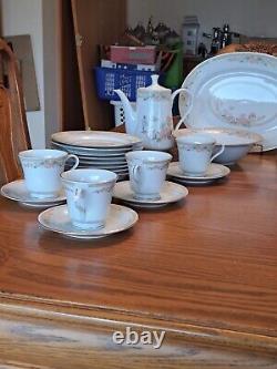 Fairfield Porcelain Dinnerware Pattern Symphony Butterfly Floral 45 Pieces