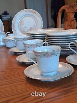 Fairfield Porcelain Dinnerware Pattern Symphony Butterfly Floral 45 Pieces