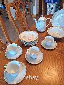 Fairfield Porcelain Dinnerware Pattern Symphony Butterfly Floral 45 Pieces