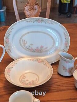 Fairfield Porcelain Dinnerware Pattern Symphony Butterfly Floral 45 Pieces